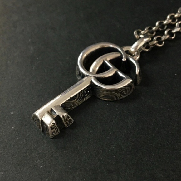GUCCI Double G Key Motif Arabesque Silver 925 Pendant Necklace - Picture 3 of 8